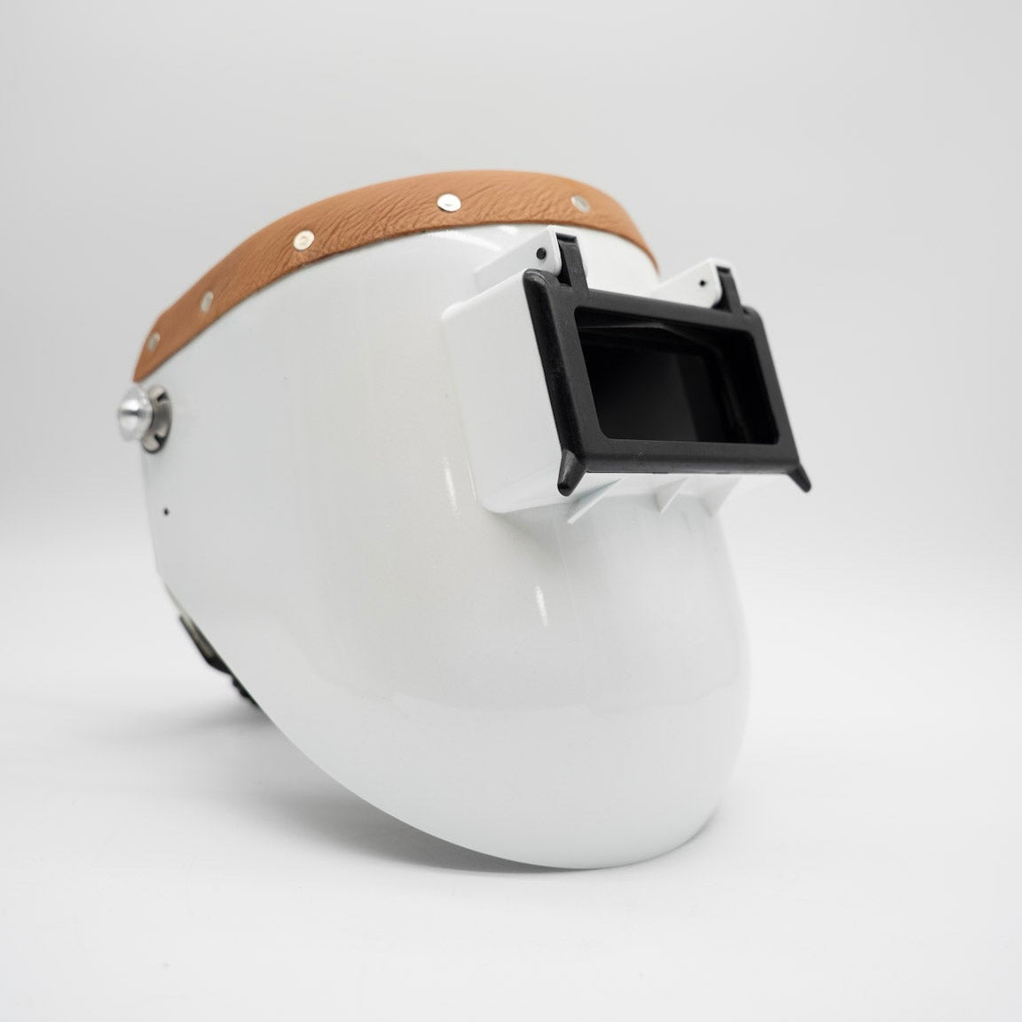 Tiger Scoop - White On Tan Leather