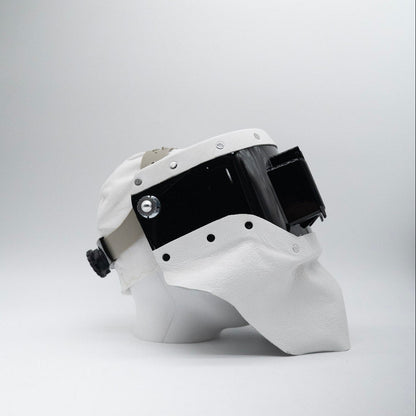 Tiger Scoop Pro - Black On White Leather